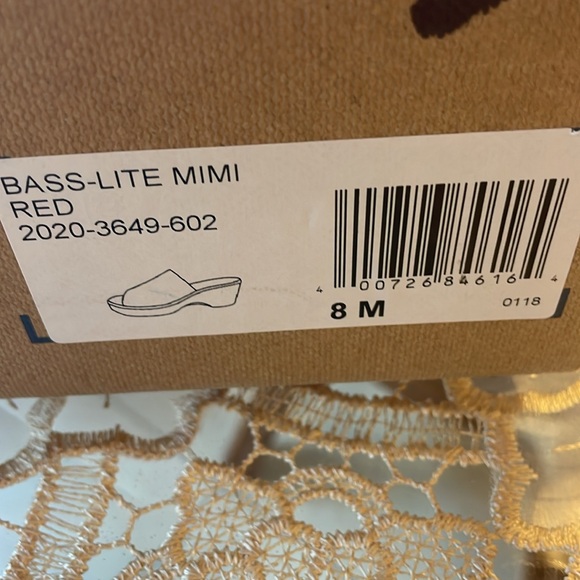 Women’s Bass-Lite Mimi sz 8 M 3 inch heel - Picture 3 of 9